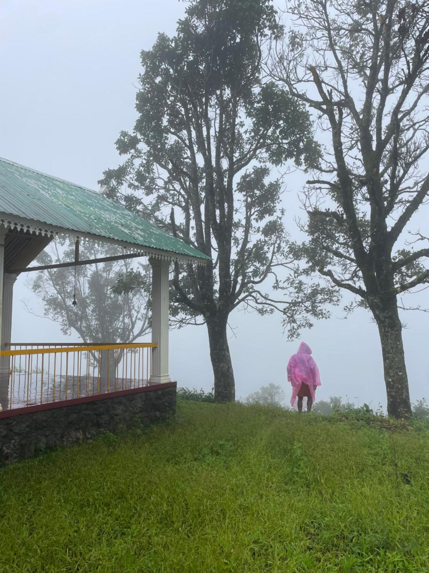 Thottom Stays Private Bungalow มุนนาร์ ภายนอก รูปภาพ